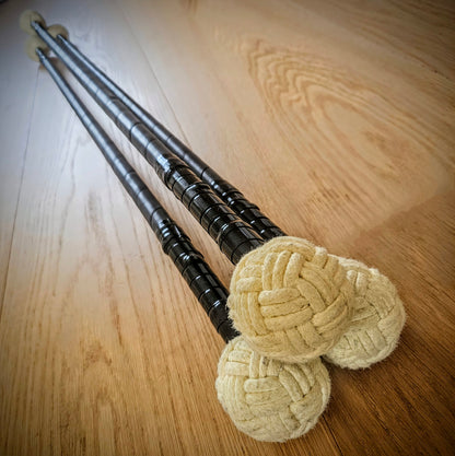 Globe knot fire carbon juggling staff stave